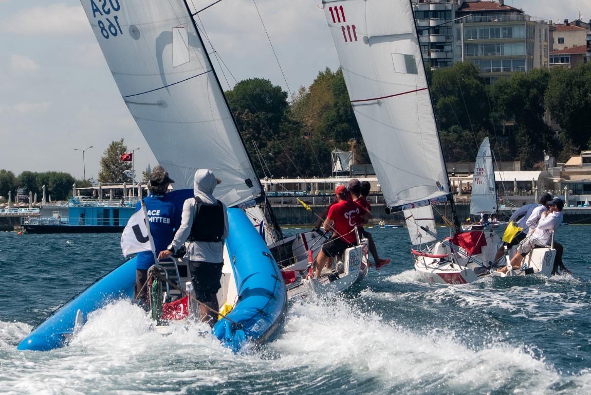 13. TAYK-Eker Olympos Regatta Yelken Festivali'nde genç yelkenciler kıyasıya mücadele verdi