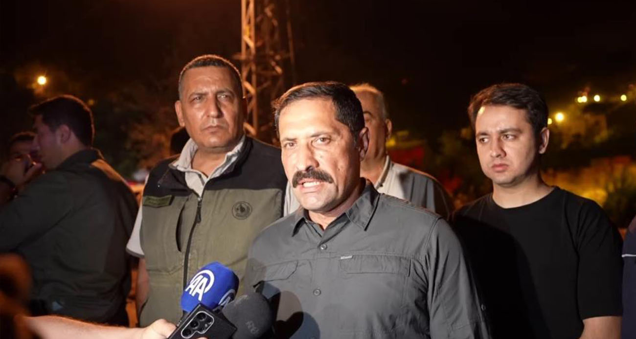 Hatay’daki orman yangınıyla ilgili Vali Masatlı’dan açıklama: "Şu an itibarıyla can ve mal kaybımız söz konusu değil"