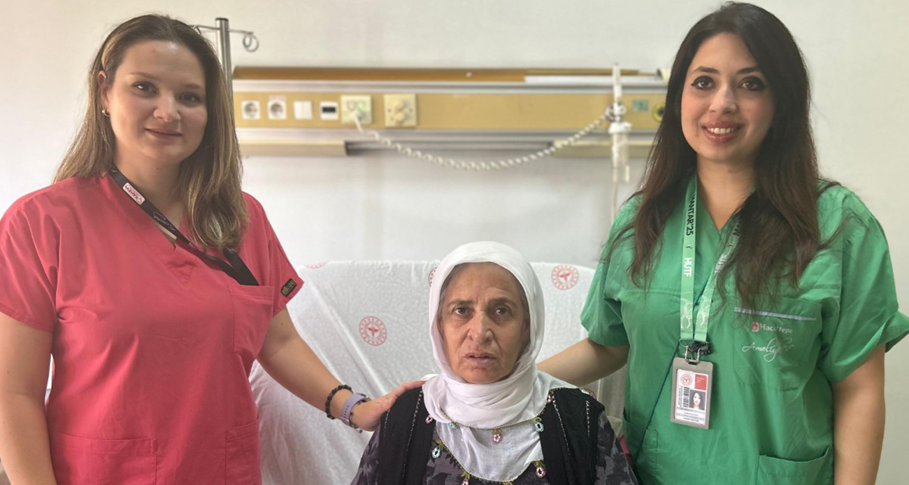 Kalbinin üzerinden 2 kiloluk kitle çıkarıldı