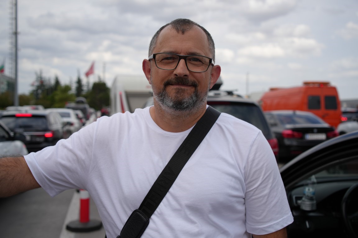 Gurbetçiler dönüş yolunda: Hasret ve hüzün Kapıkule’de