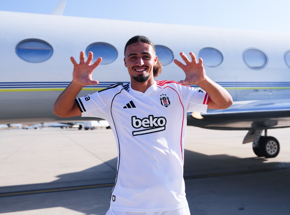 Beşiktaş’ın yeni transferi Taylan Bulut, İstanbul’a geldi