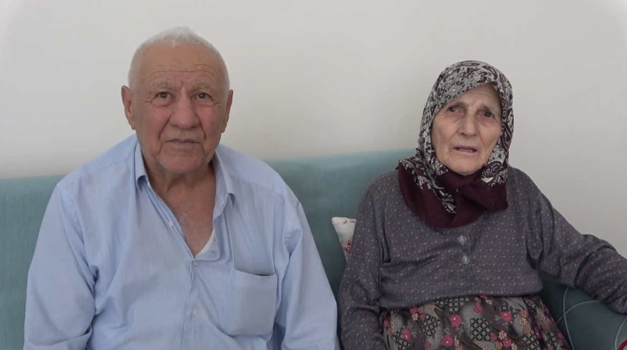 Yılların asansör sorunu yaşlı çifti evde hapis hayatı yaşatıyor