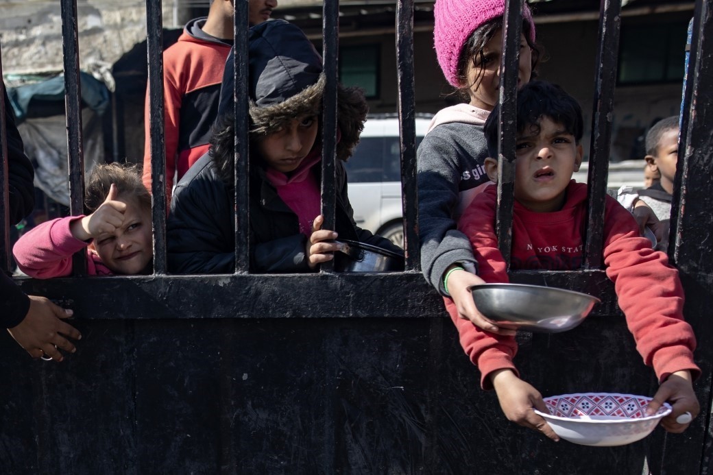 Gazze’de can kaybı 61 bin 944’e ulaştı