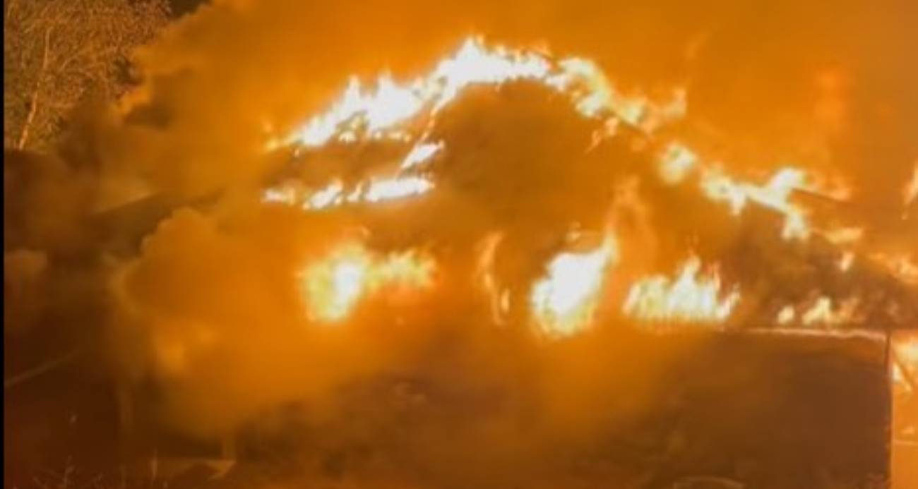 Köyde çıkan yangında 6 ev küle döndü