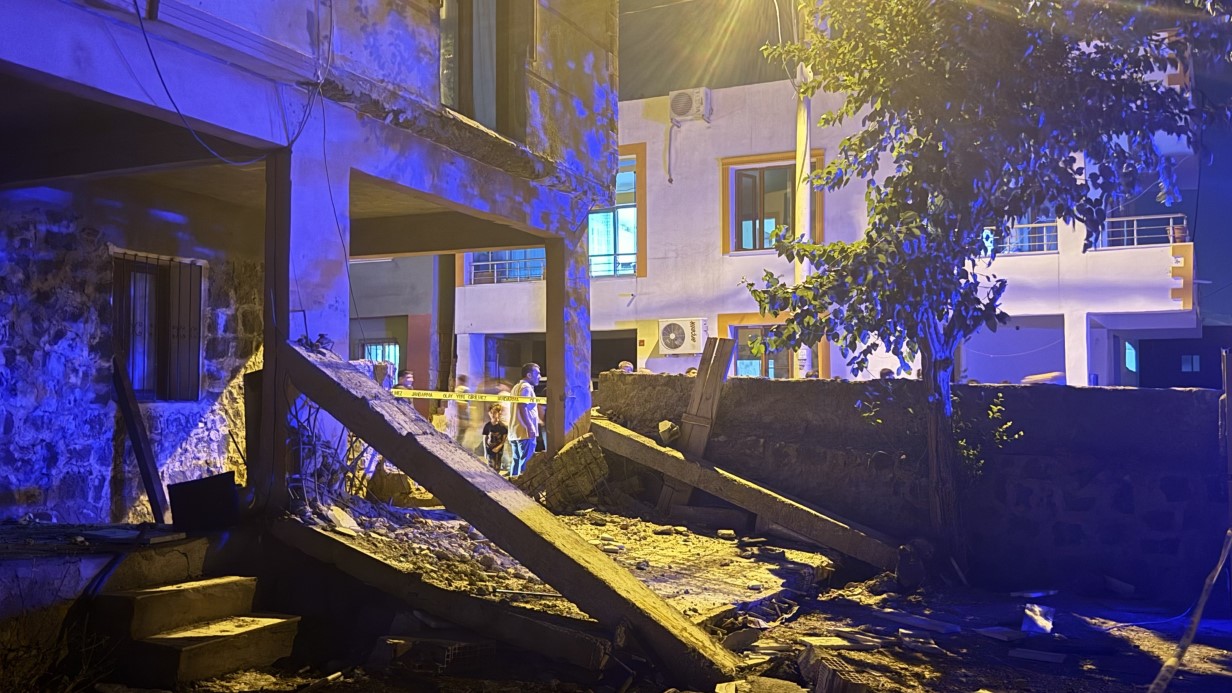 Diyarbakır’da 5 kişinin yaralandığı balkon faciasında ek yapıyı yapan usta yıllar önce uyarmış