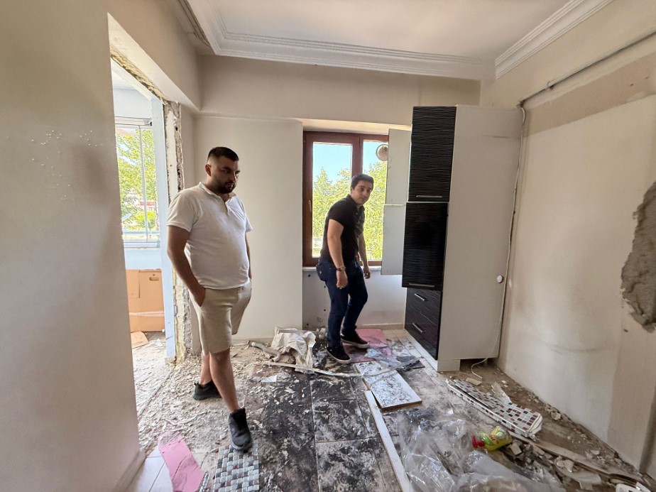 İhale ile aldığı evde eski sahibin yaptıklarıyla hayatının kâbusunu yaşadı