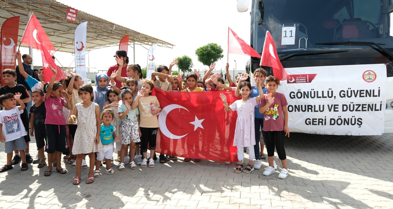 Mutlulukları gözlerine yansıdı!