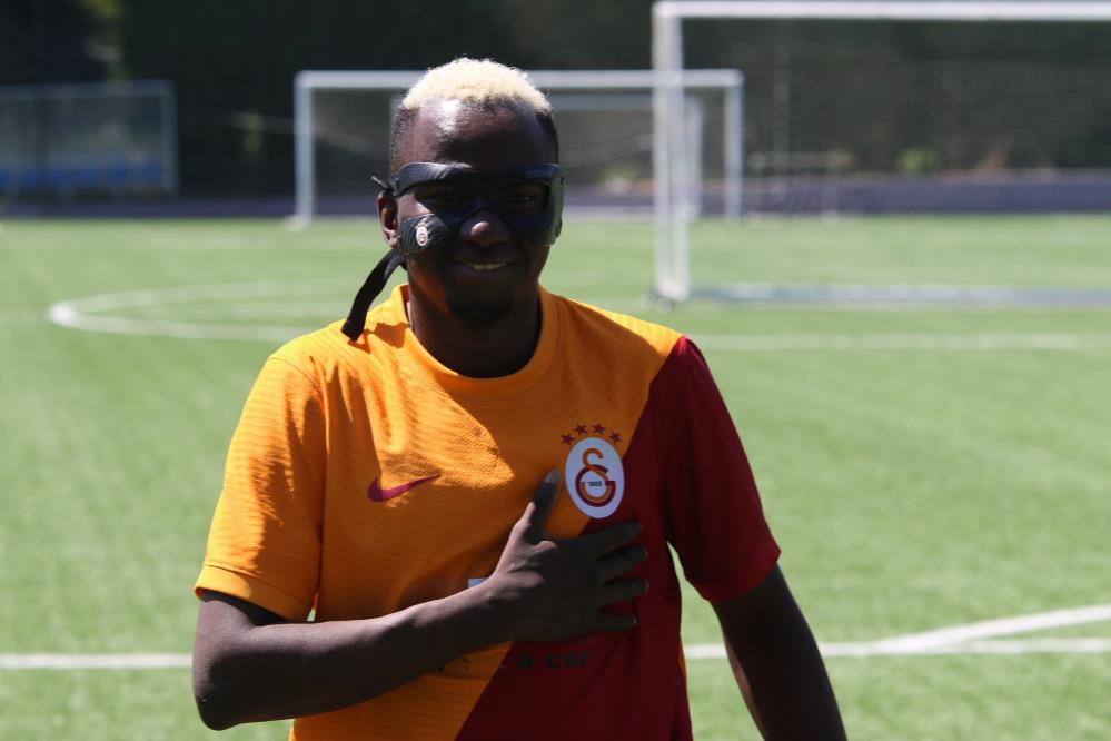 Osimhen’i Eskişehir’de gören şaşırıyor