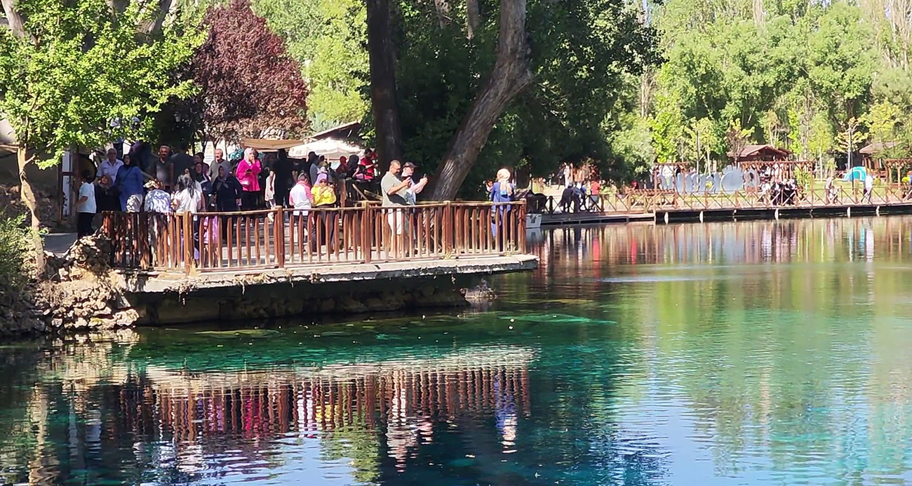Bozkırın nazar boncuğu ziyaretçi akınına uğradı