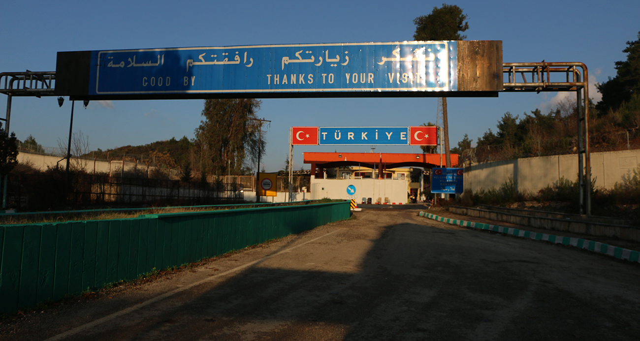Suriye’ye pasaportla geçiş işlemleri başladı