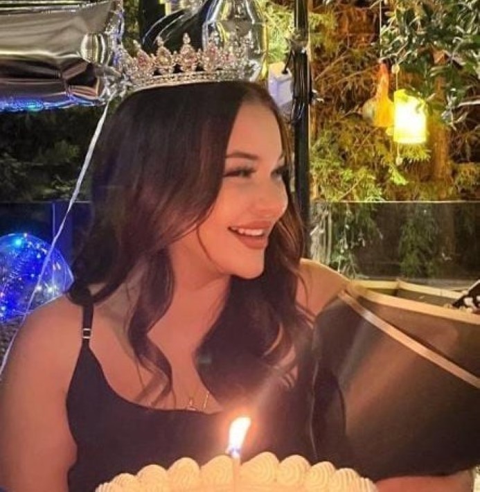 Doğum günü faciasında ölen genç kız son yolculuğuna al duvaklı gelinlikle uğurlandı