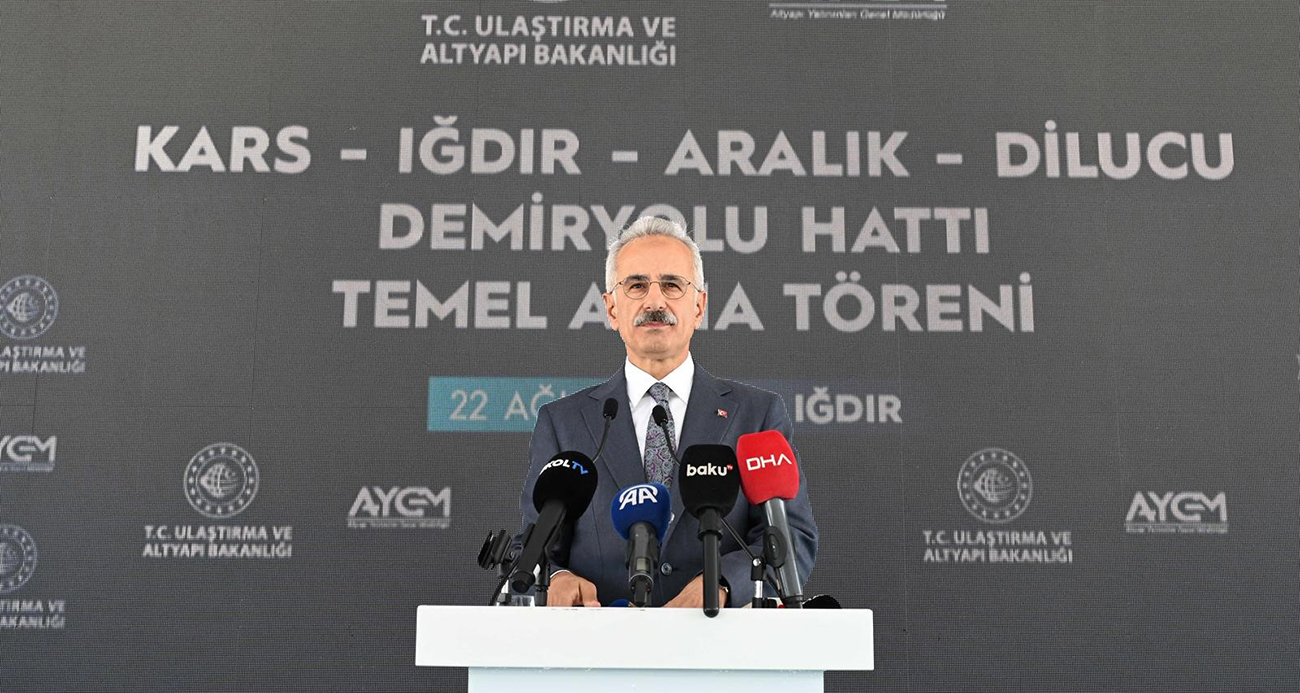 Bakan Uraloğlu: Zengezur koridoru, Türkiye, Azerbaycan ve Ermenistan arasında ekonomik işbirliğini güçlendirecek, bölgesel barışı pekiştirecek