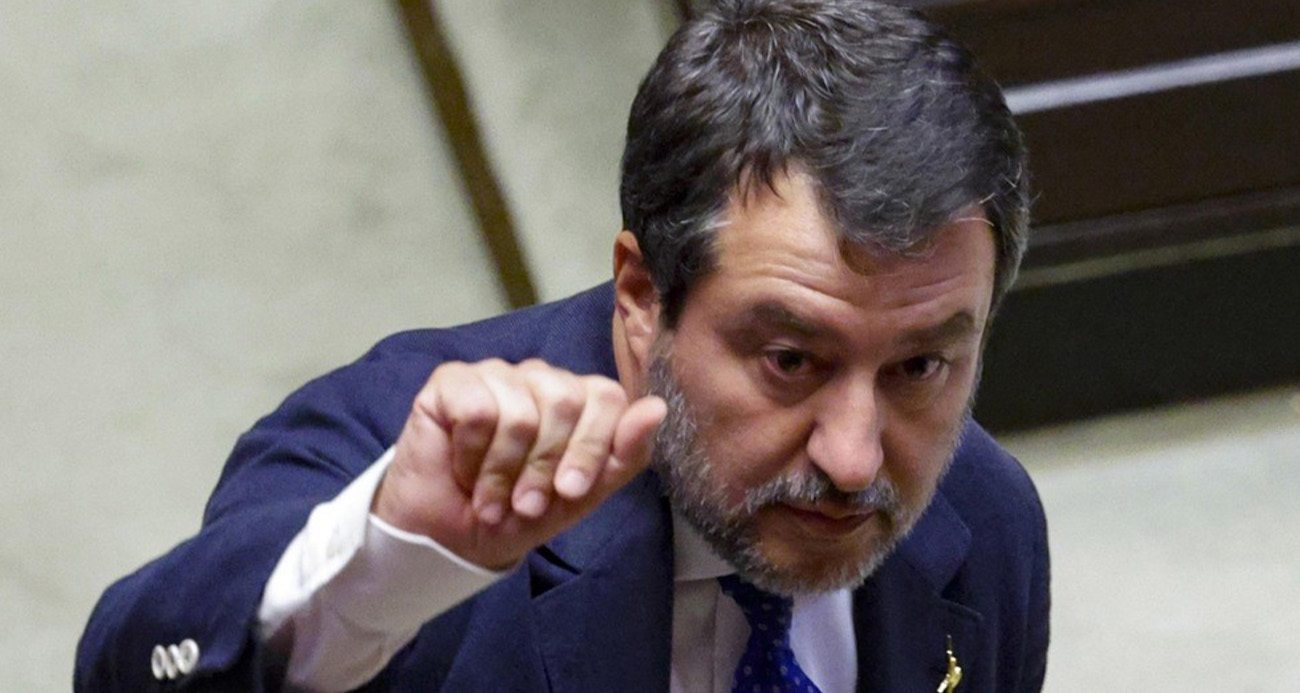 Salvini:(Macron’a) İstiyorsan miğferini ve tüfeğini alıp Ukrayna’ya gidebilirsin"