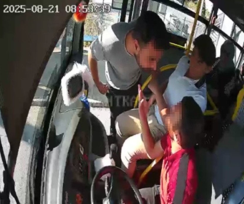 Halk otobüsü şoförüne 