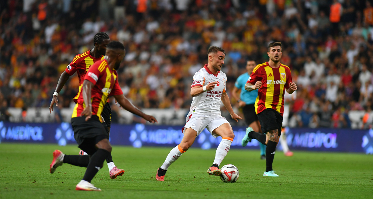 Haftayı lider tamamladı! Galatasaray, Kayseri'de farka koştu