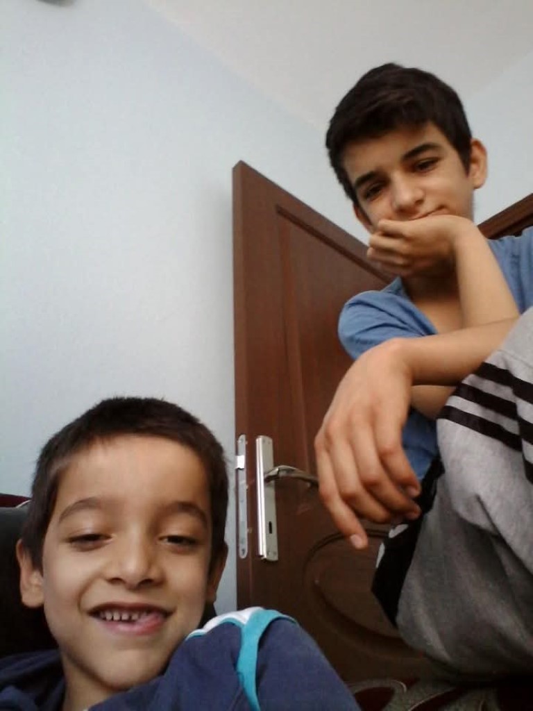 İki oğlunu kaybeden depremzede baba: 
