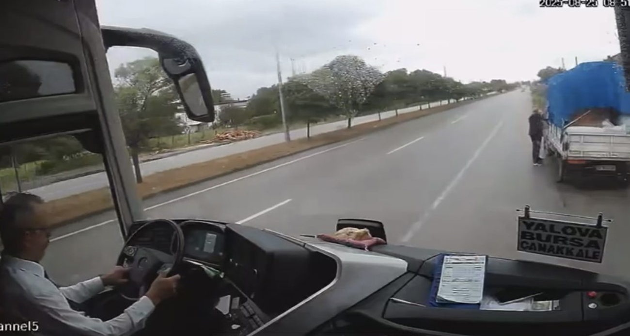 Samsun’da 2 kişinin öldüğü otobüs kazasının dehşet görüntüleri ortaya çıktı