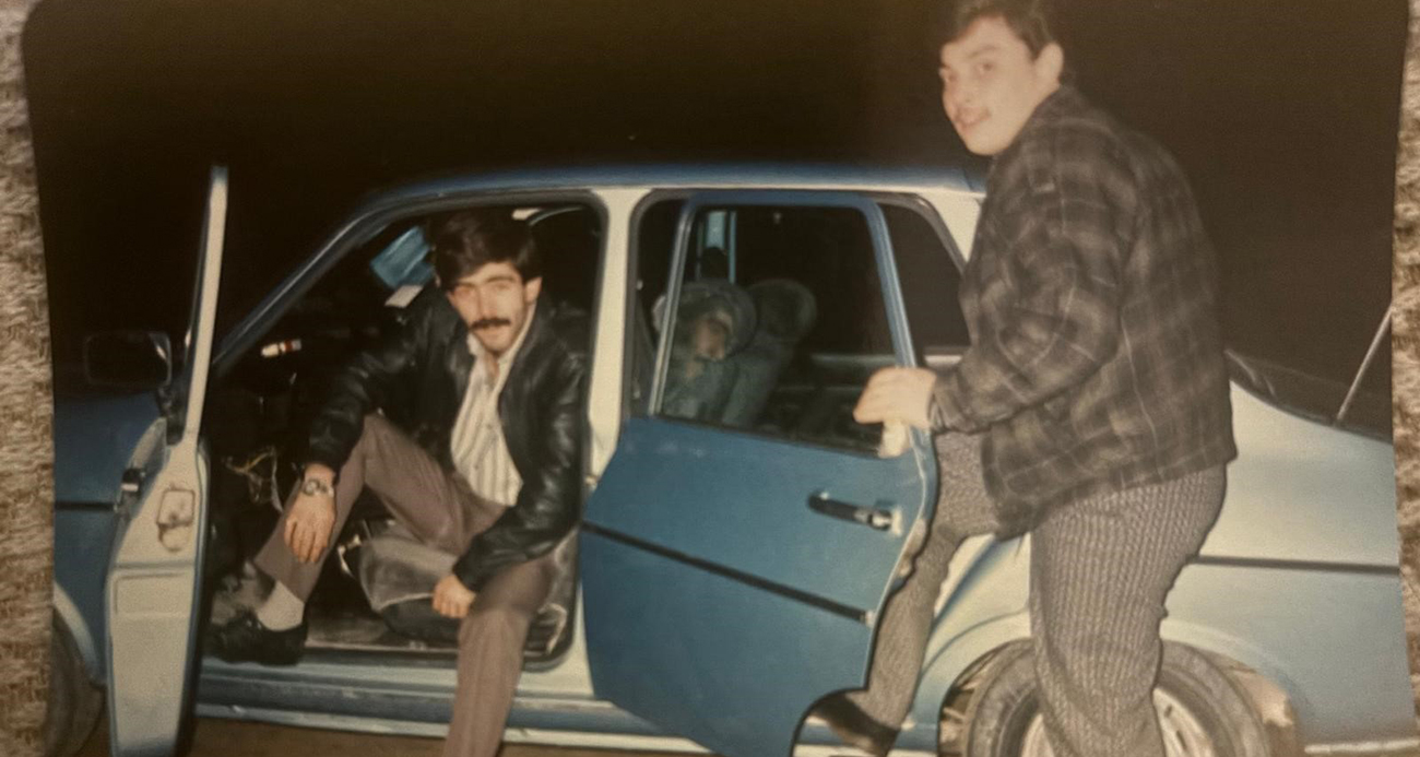 İlk otomobilini 41 yıl sonra hurda halde bulup restore ettirdi