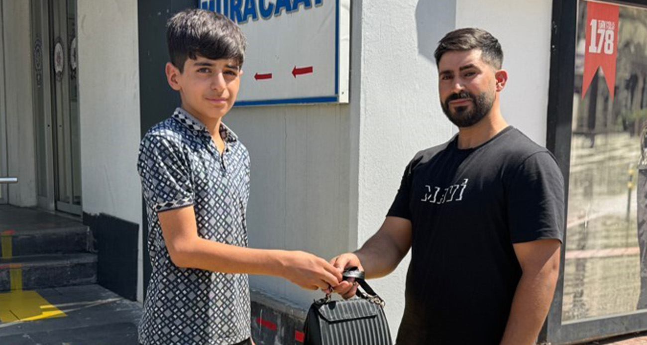 Kendisi küçük, yüreği büyük