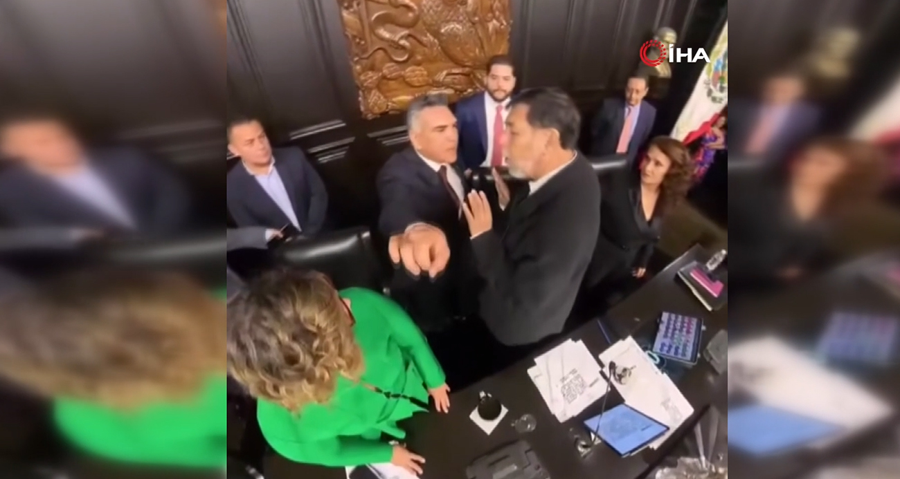 Meksika Senatosu'nda kavga