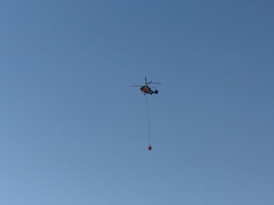 Hatay’da orman yangınına havadan ve karadan müdahale sürüyor