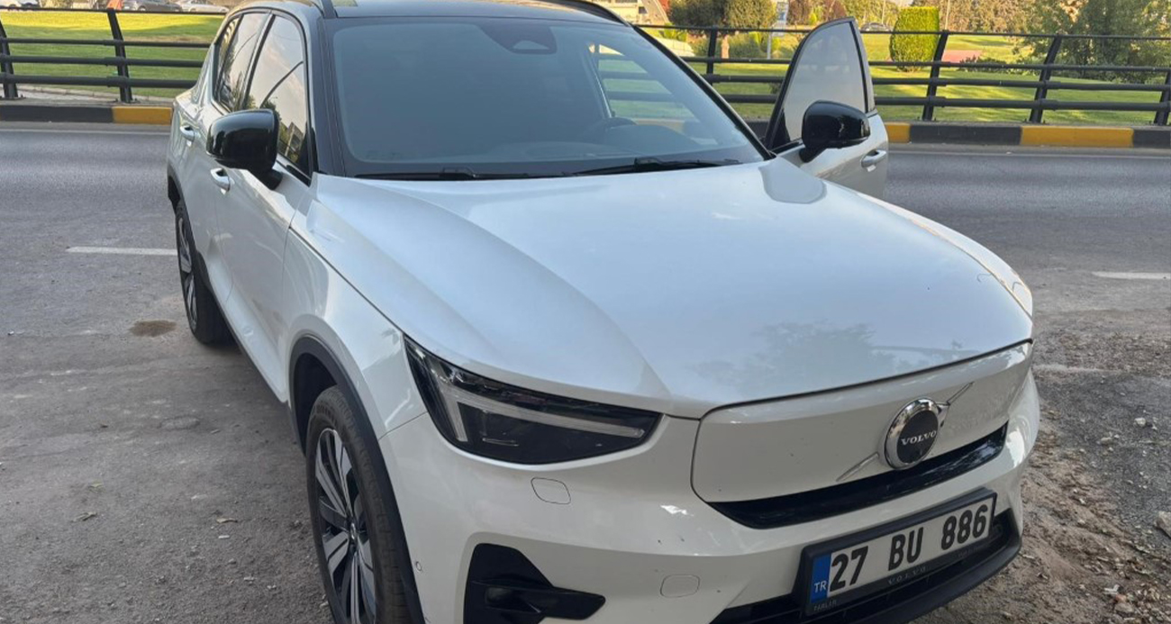 Bayiden alınan Volvo marka sıfır elektrikli araç kusurlu çıktı