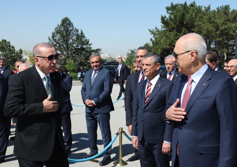 Cumhurbaşkanı Erdoğan başkanlığındaki devlet erkanı, Anıtkabir'i ziyaret etti