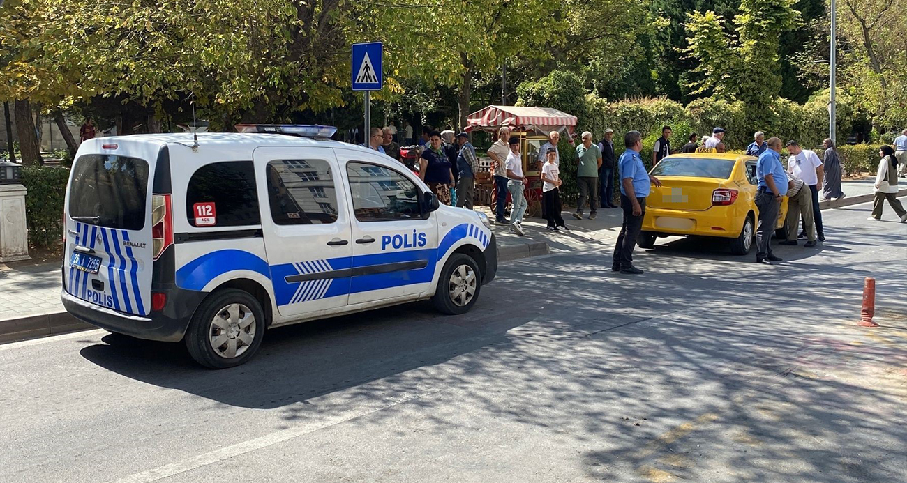 Yıprandığı için gözükmeyen yaya geçidinin çevresinde korkutan kaza