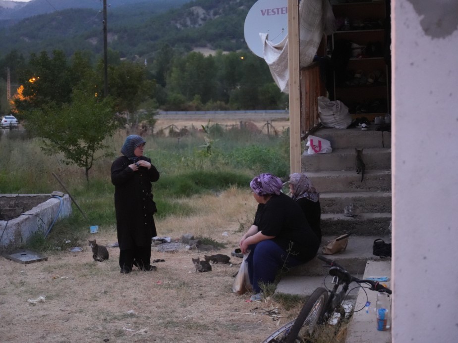 Kastamonu’da orman yangınları geceyi aydınlattı: Köylerde endişeli bekleyiş sürüyor