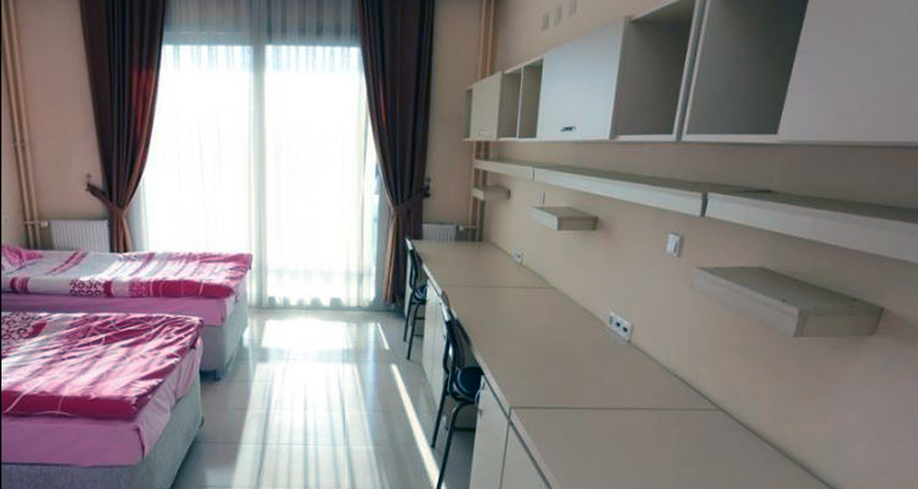 Bakan Bak: "2025-2026 yılı Gençlik ve Spor Bakanlığı yurt başvurularını başlatıyoruz"