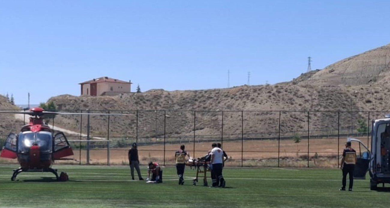 Malatya’da devrilen tırın sürücüsü ağır yaralandı