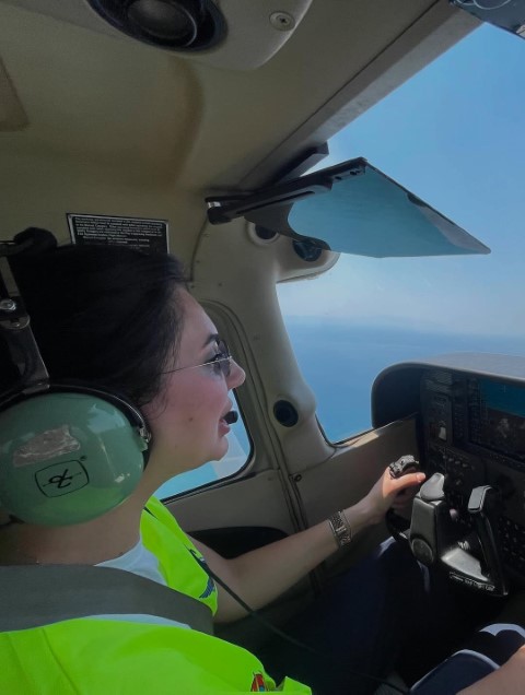İzmir'de eğitim uçağı düştü: 1 pilot hayatını kaybetti