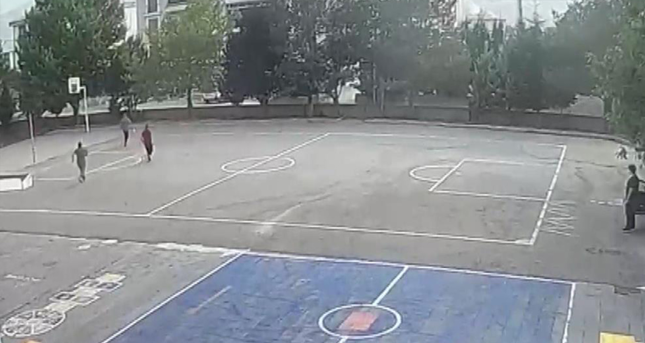 Okul müdüründen hayat kurtaran müdahale