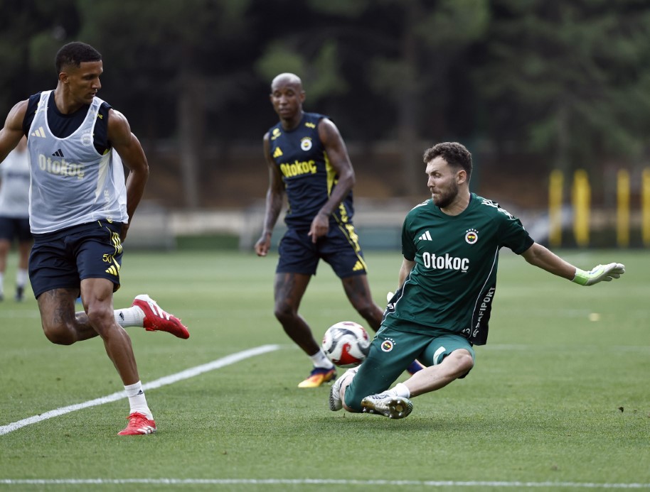 Marco Asensio, Fenerbahçe formasıyla ilk antrenmanına çıktı