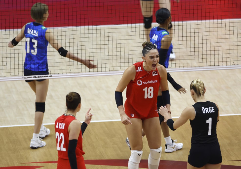 A Milli Kadın Voleybol Takımı, Dünya Şampiyonası’nda ilk kez finalde