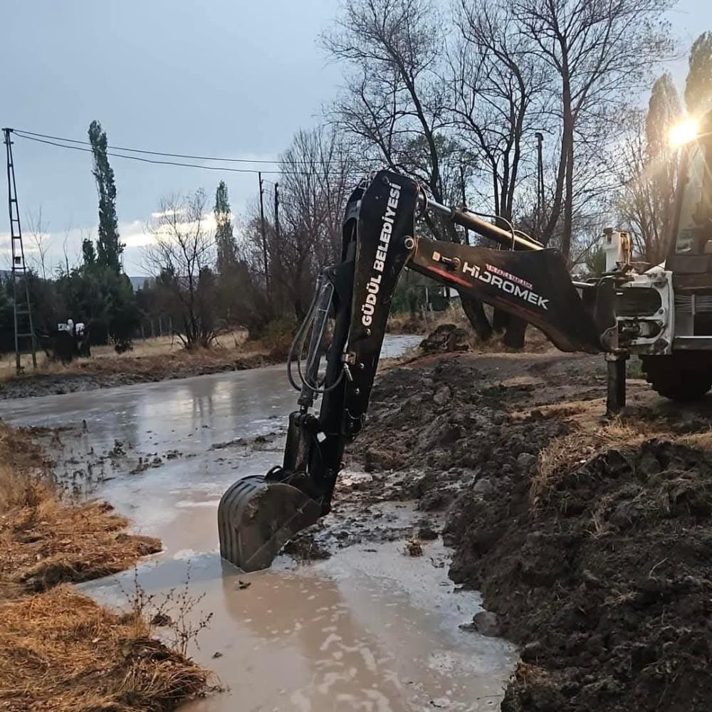 Ankara’da sağanak sele yol açtı