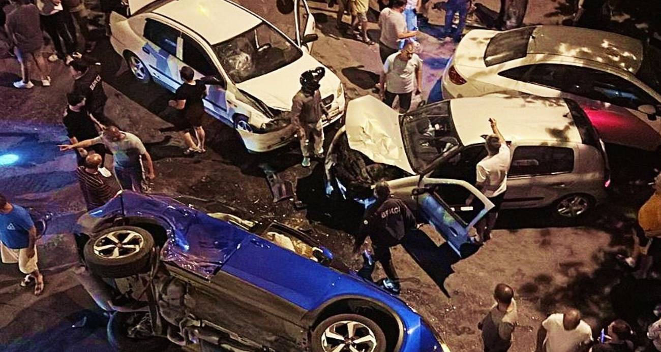 Tekirdağ’da zincirleme kaza: 3 araç birbirine girdi, ortalık savaş alanına döndü