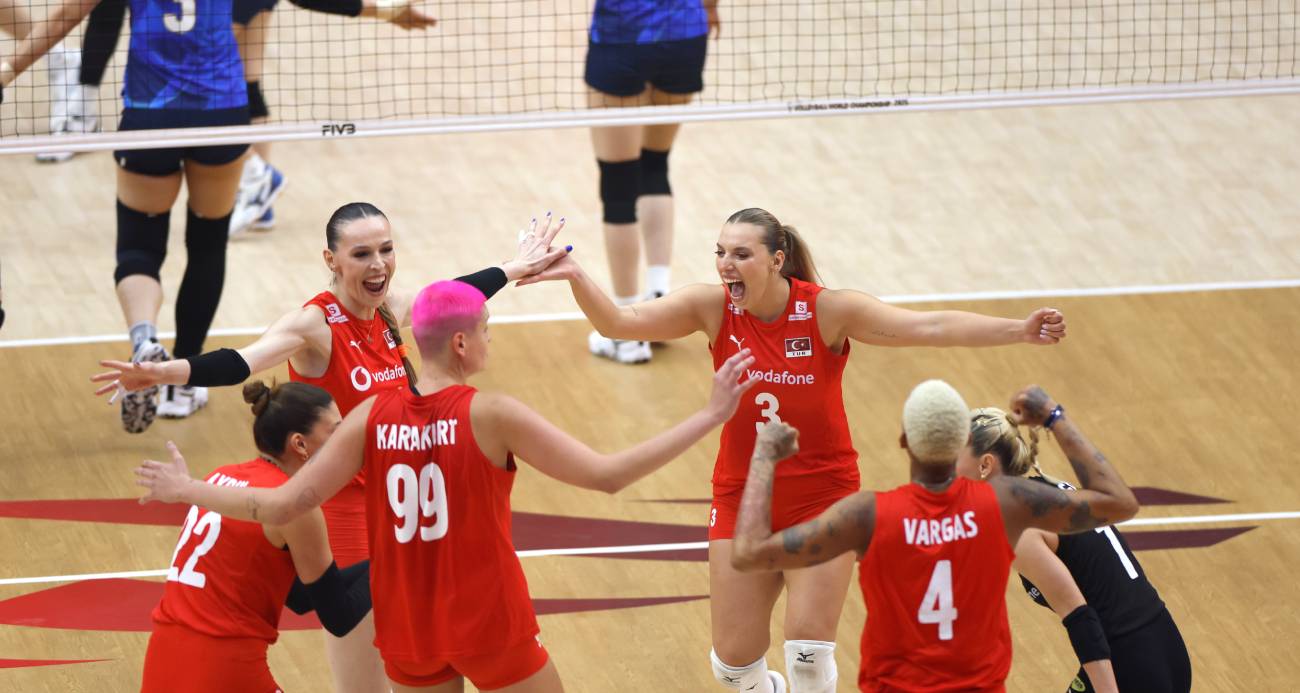 A Milli Kadın Voleybol Takımı, Dünya Şampiyonası’nda ilk kez finalde
