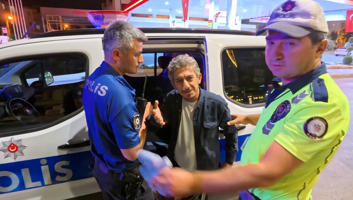 Alkol alıp direksiyona geçti, kaza yapıp gözaltına alınınca, 