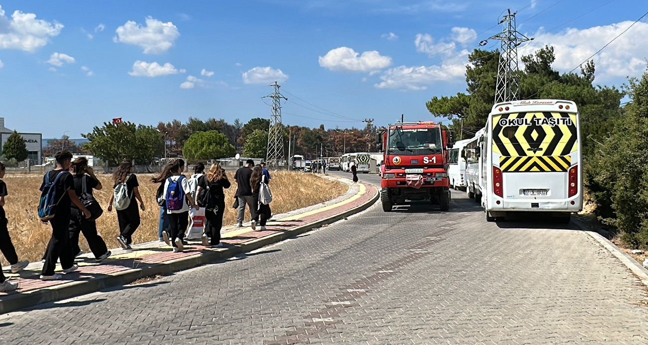 Çanakkale’de orman yangını: 2 okul tahliye edildi
