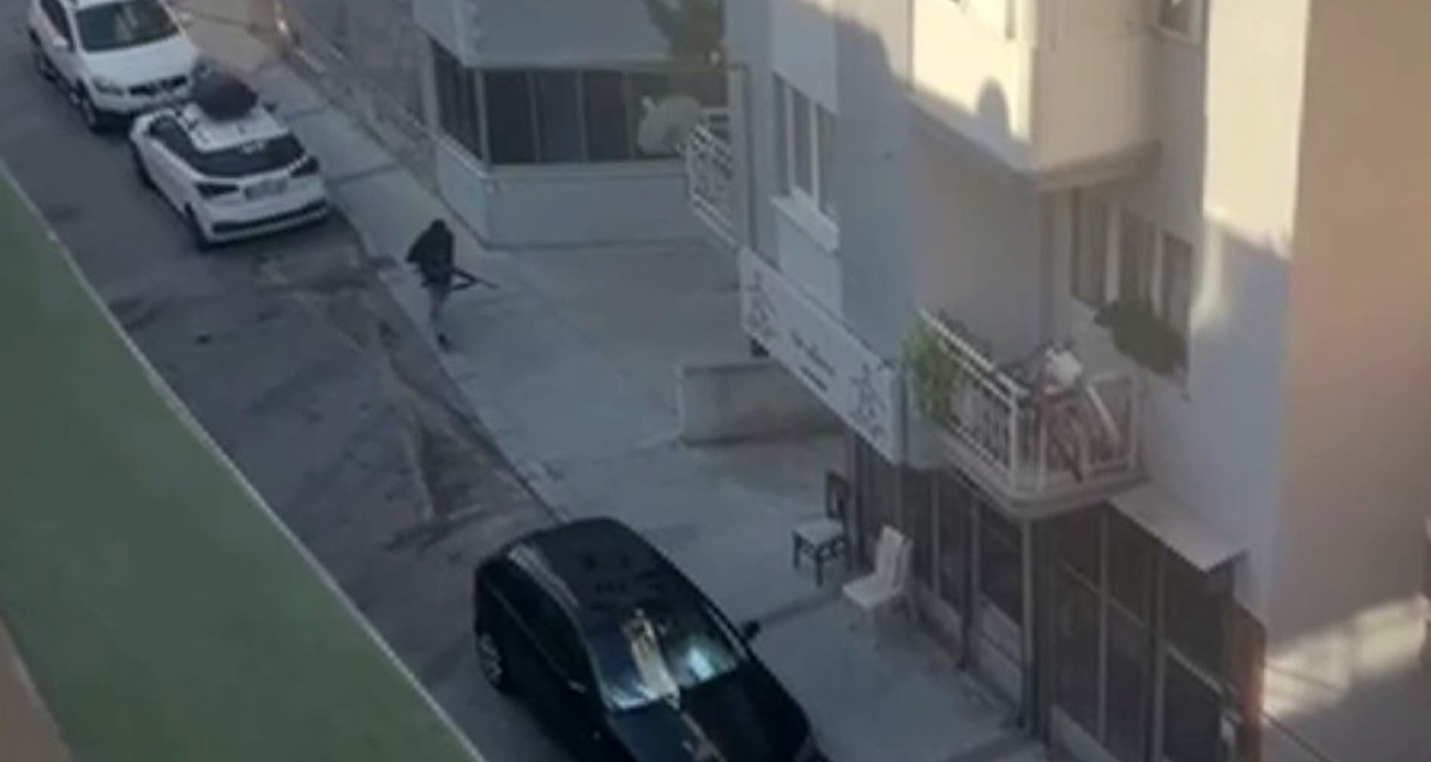 İzmir'de polis karakoluna silahlı saldırı! 2 polis şehit oldu