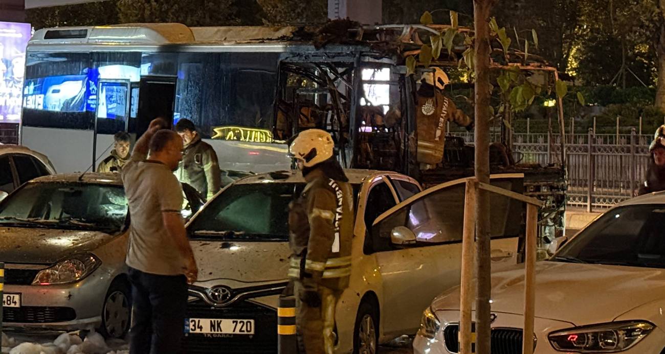 Şişli’de turistleri taşıyan tur otobüsü alev alev yandı