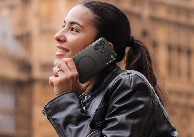 UNIQ, iPhone 17 kılıflarını piyasaya sürüyor