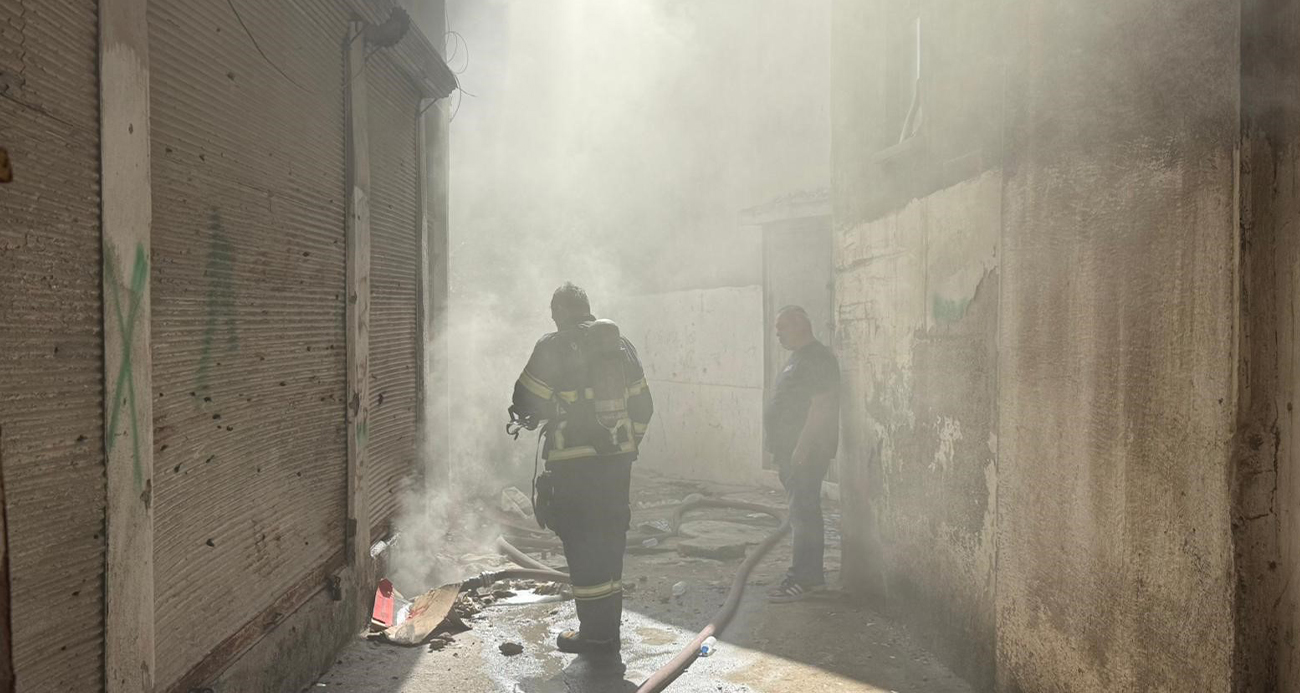 Diyarbakır’da ayakkabı deposundaki yangın 22 saat sonra söndürüldü