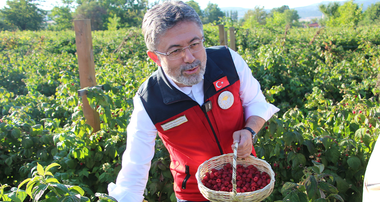 Bakan İbrahim Yumaklı: "Gençlerin katkısıyla üretim hız kazanıyor"