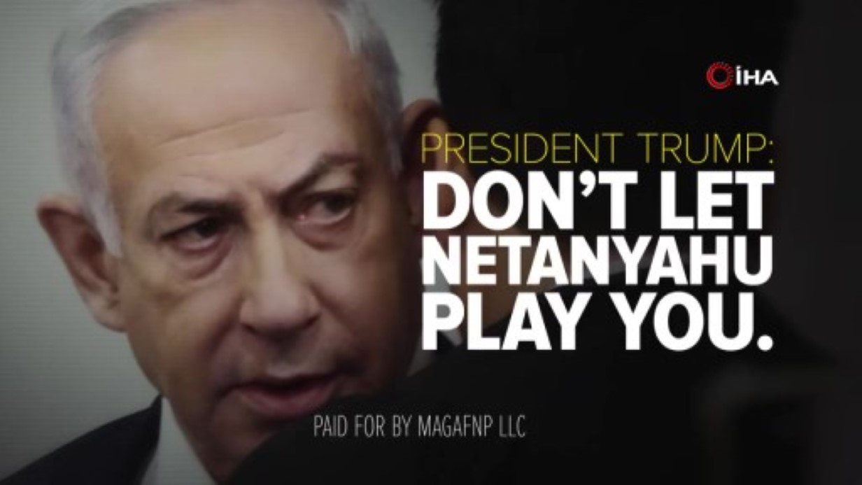 ABD merkezli Fox News televizyon kanalında yayınlanan İsrail Başbakanı Binyamin Netanyahu karşıtı reklamda, "Netanyahu yıllardır ABD başkanlarını manipüle etti" ifadelerin kullanıldı.