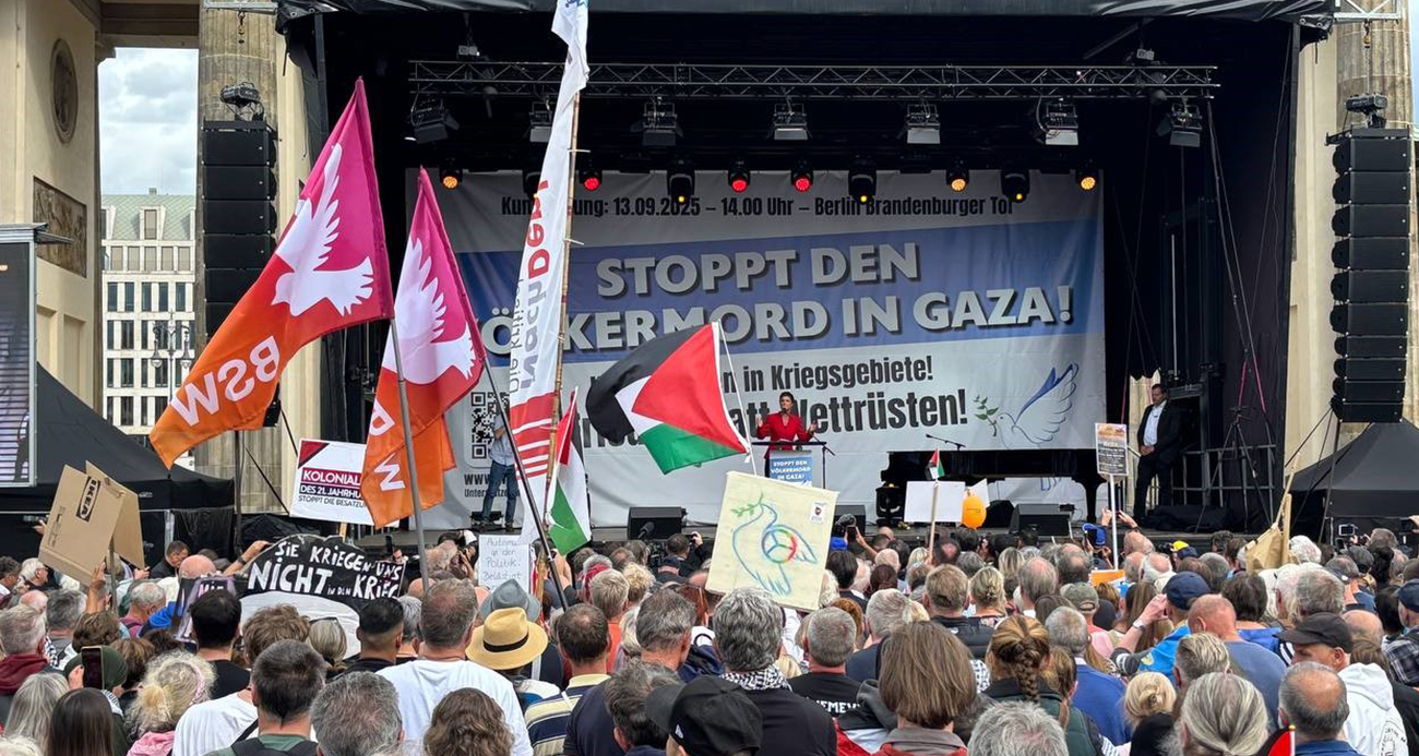 Berlin’de binlerce kişiden "Gazze’de Soykırımı Durdurun" çağrısı