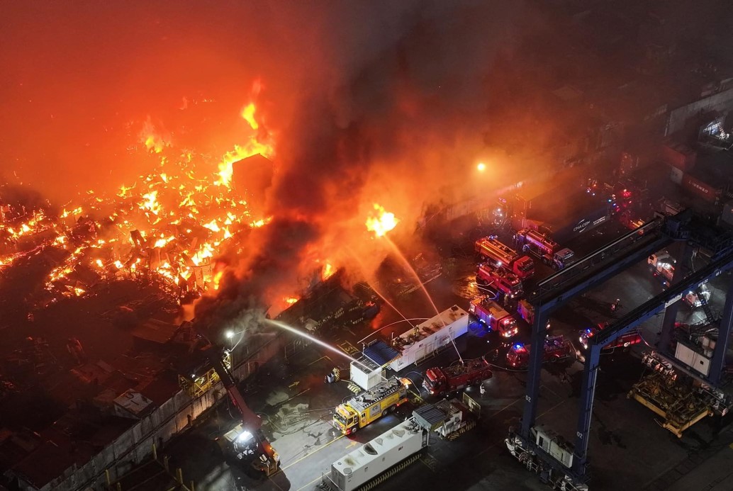 Filipinler’in başkenti Manila’da korkutan yangın