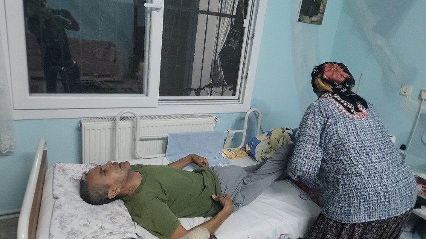 Kaldırımda yürürken otomobil çarptı: 8 yıldır yatağa mahkum