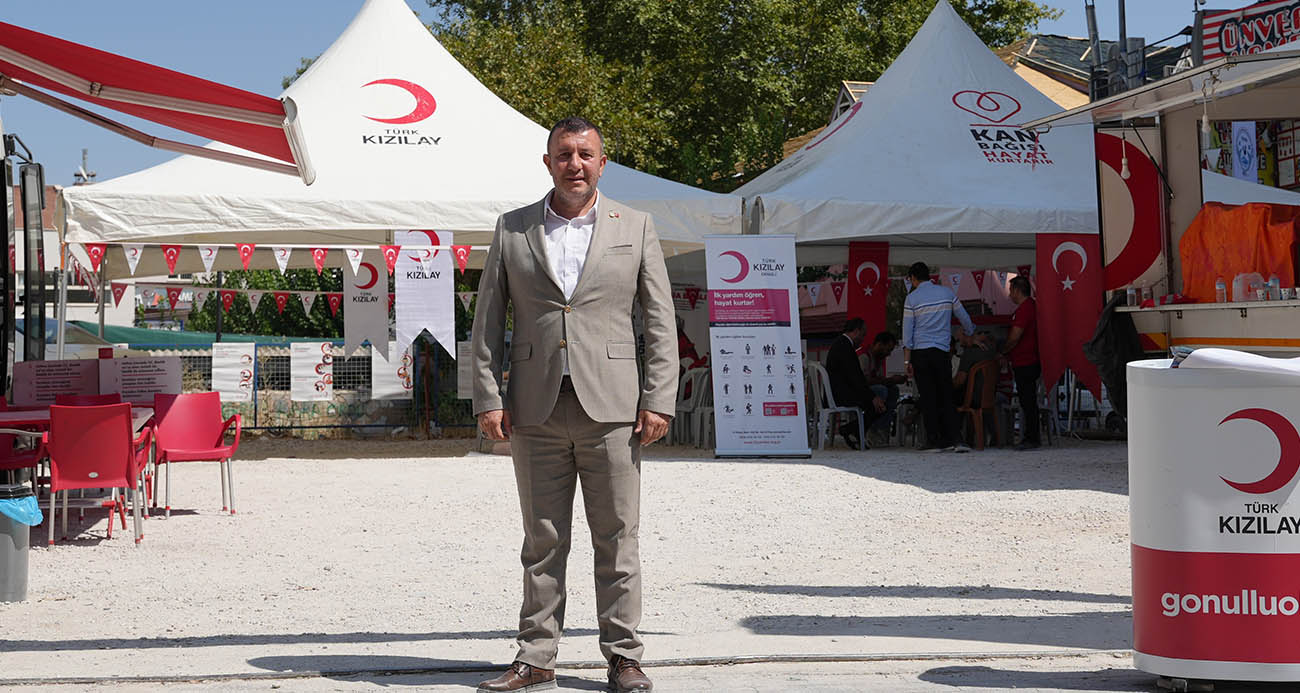 Denizli’de esnaf ve vatandaşlara ilk yardım ve Heimlich manevrası eğitimi verildi